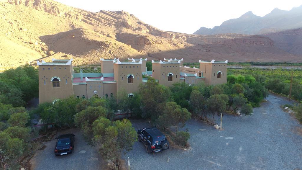 Kasbah Hotel Camping Jurassique Ifri Екстериор снимка