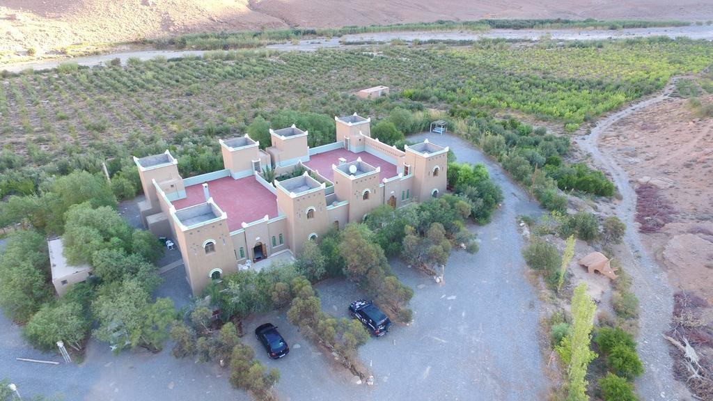 Kasbah Hotel Camping Jurassique Ifri Екстериор снимка